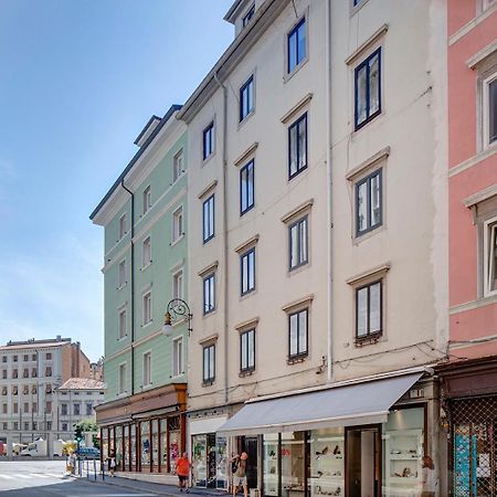 La Maison De Trieste Suite Garage Екстер'єр фото