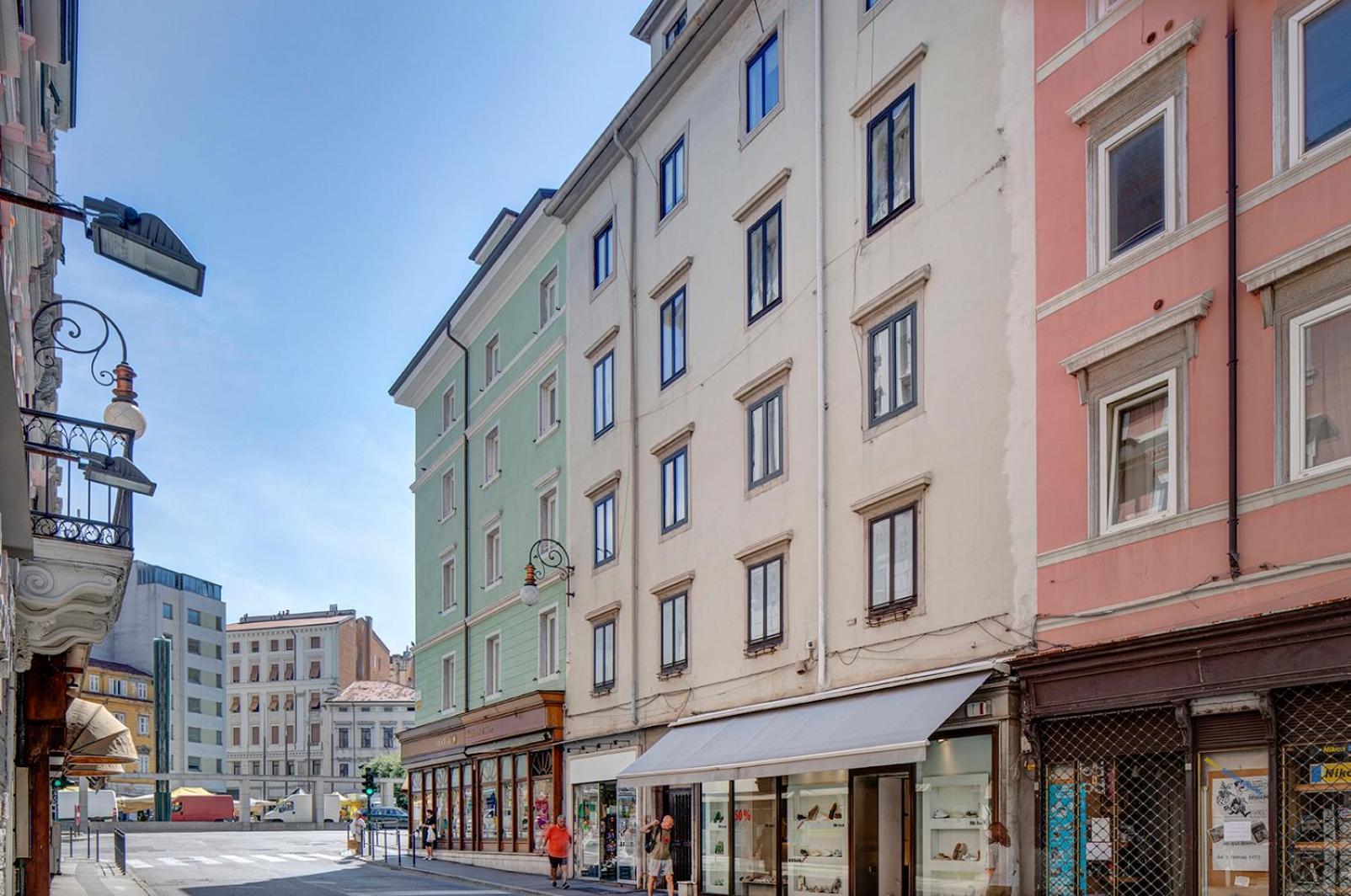 La Maison De Trieste Suite Garage Екстер'єр фото