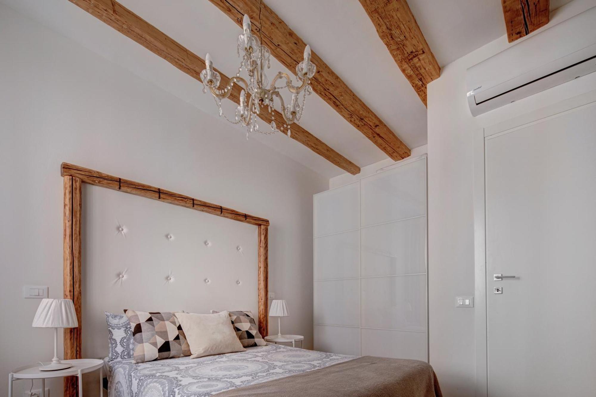 La Maison De Trieste Suite Garage Екстер'єр фото